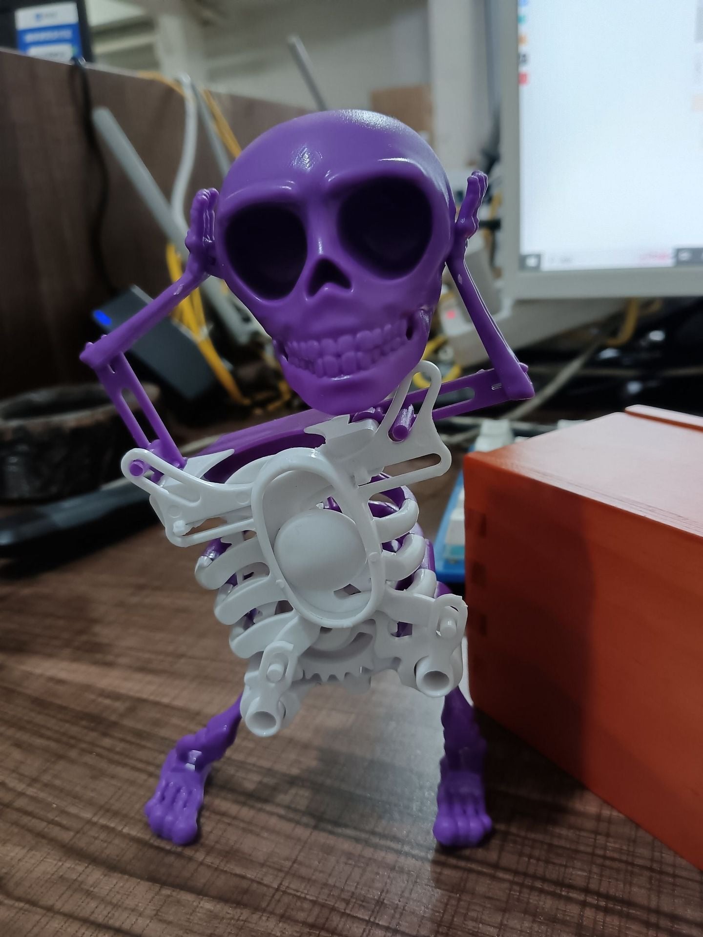 🎉🔥Limited time offer, last day 59% off🎁Dancing and Swinging 3D Skull Toy