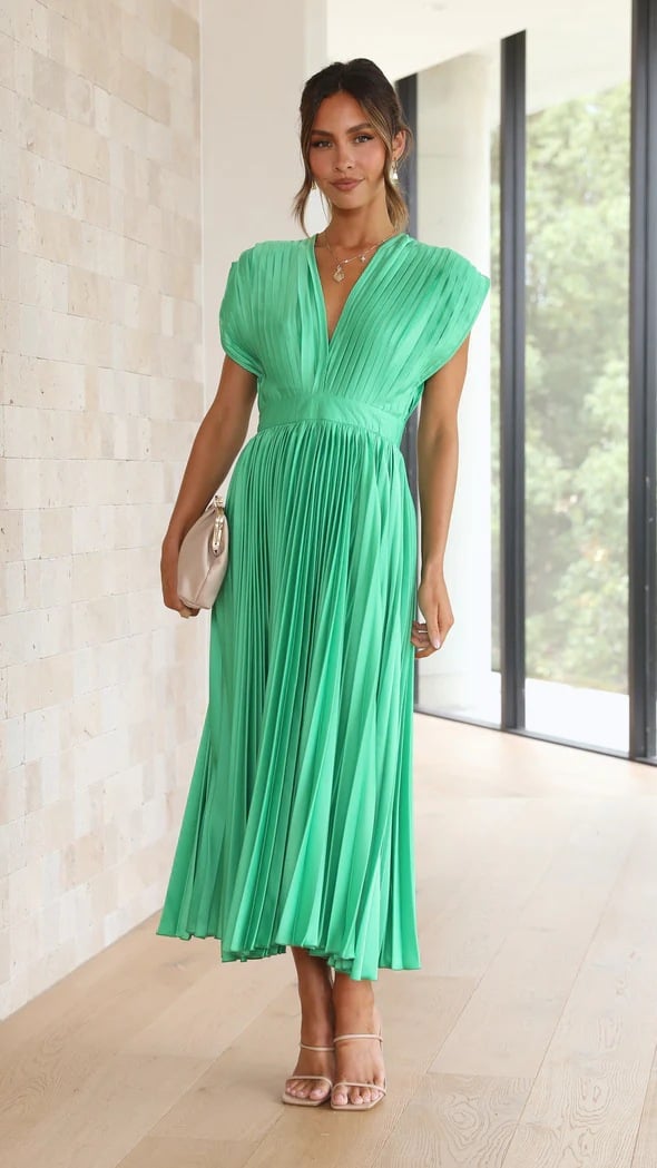 🎁Huge Sale -52% OFF💖Draped V-Neck Pleated Skirt Dress