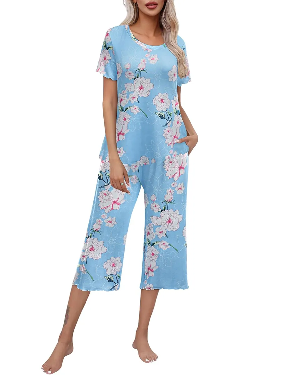💖🔥Limited time offer, last day 57% off🌺Women's printed short-sleeved top with cropped pants casual pajama set