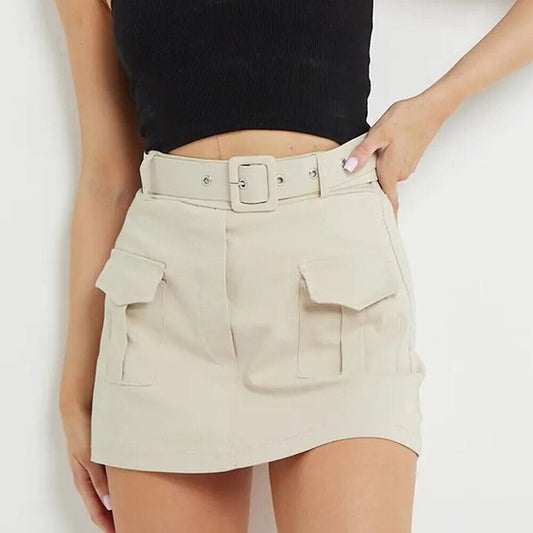 💥This month's best-selling products🔥Women's Solid Color Pockets Belt Decor Shorts