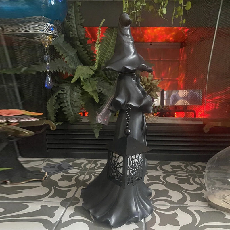 Wyhsports - Witch With Lantern Decoration