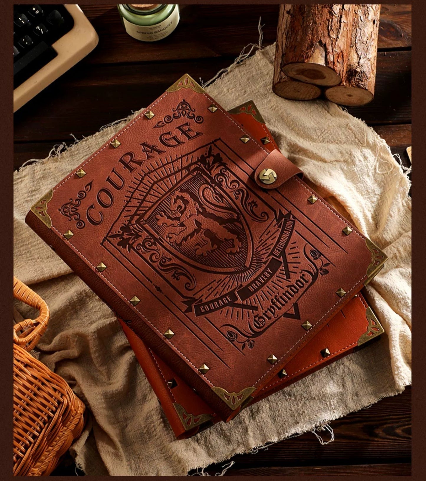 Wyhsports - Hogwarts Handbook Notebook Grimoire