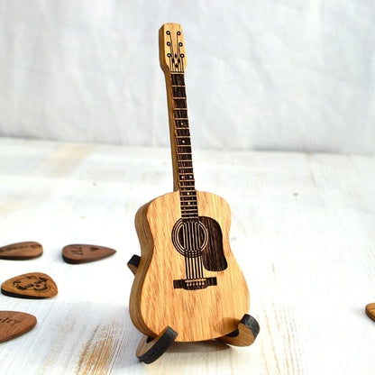 🔥Limited time offer, last day 53% off🎸Mini Cute Edition Wooden Guitar Plectrum Case